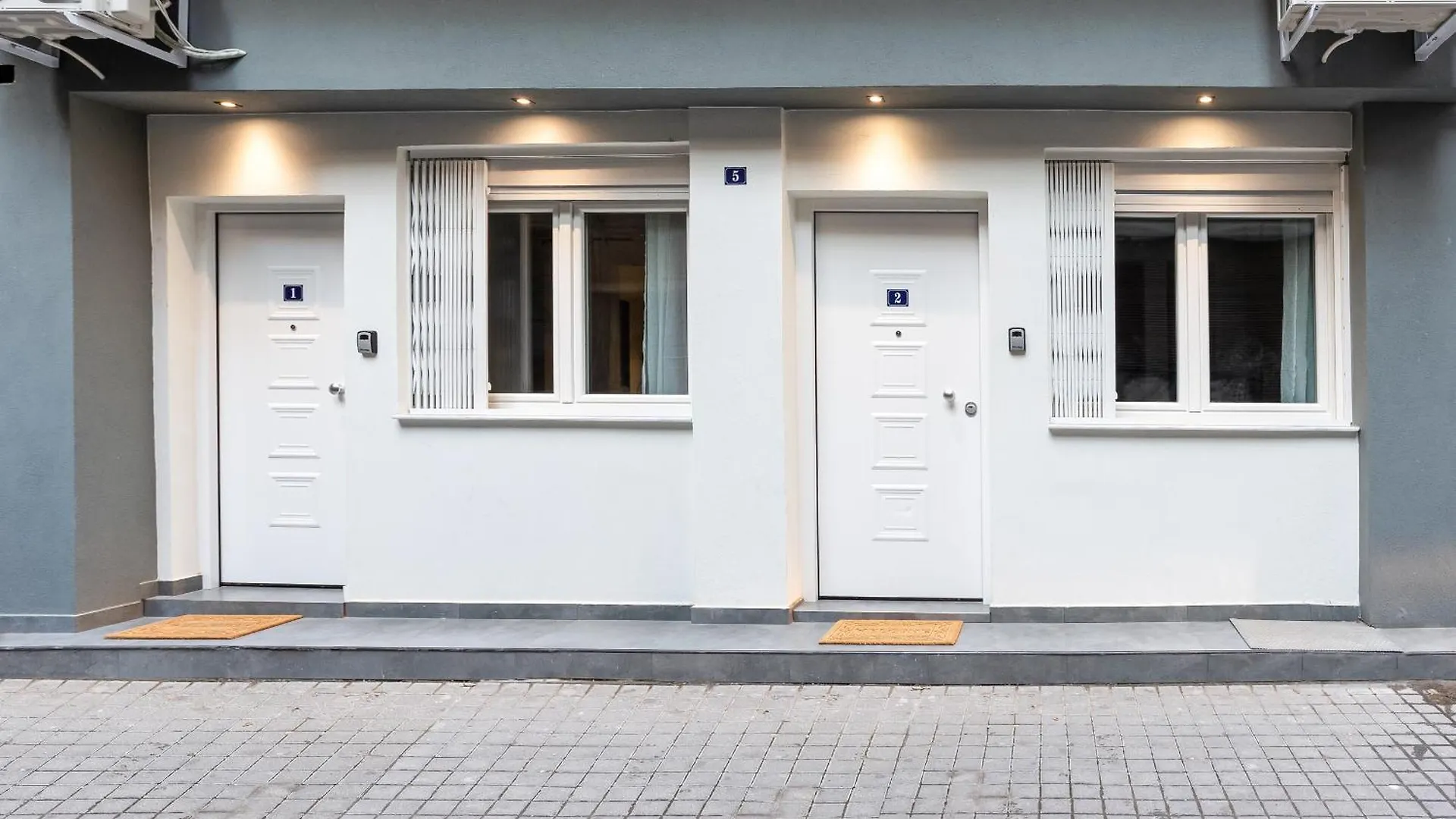 New Glamorous Apartment In Downtown Thessaloníki 0*,  Grekland