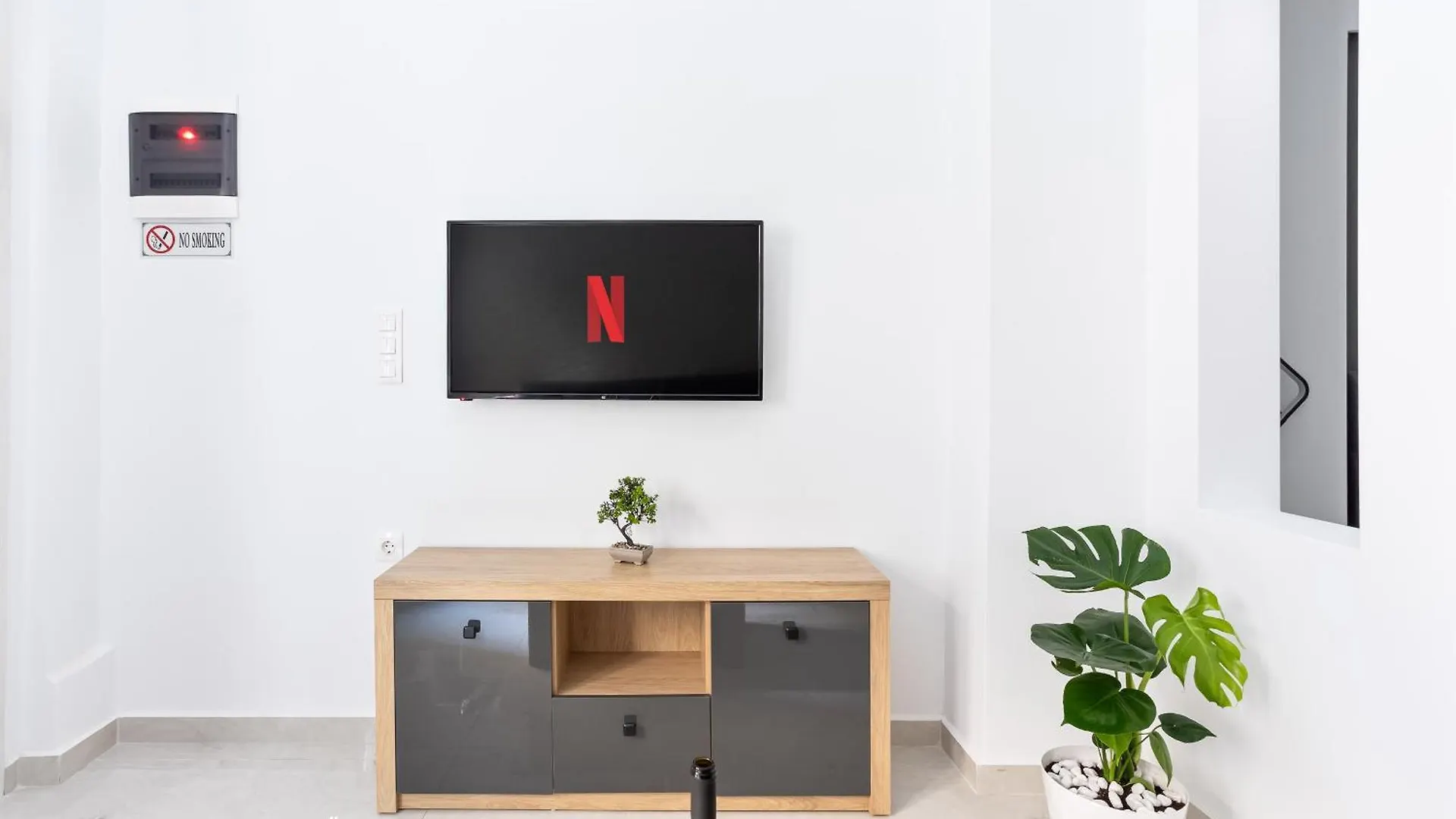 New Glamorous Apartment In Downtown Salonic